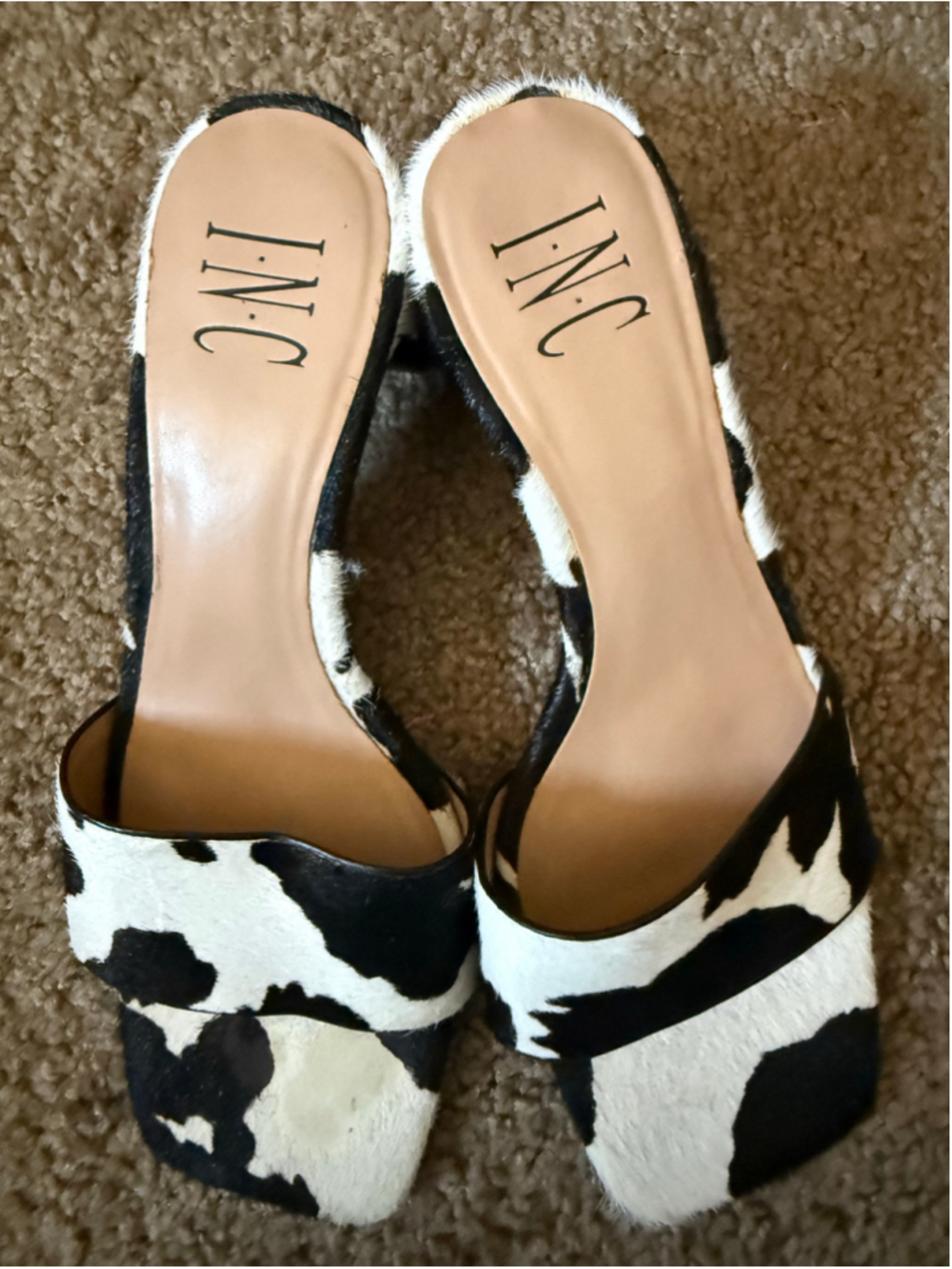 Women's INC International Concept Cow Print Mules Pony Hair Size 6